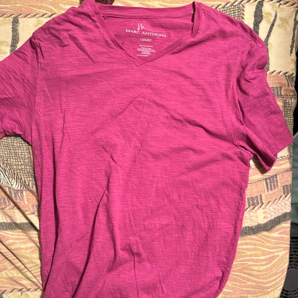 Men’s small burgundy Marc Anthony “Luxury” small v neck T shirt.